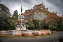 Ross Fountain and the castle